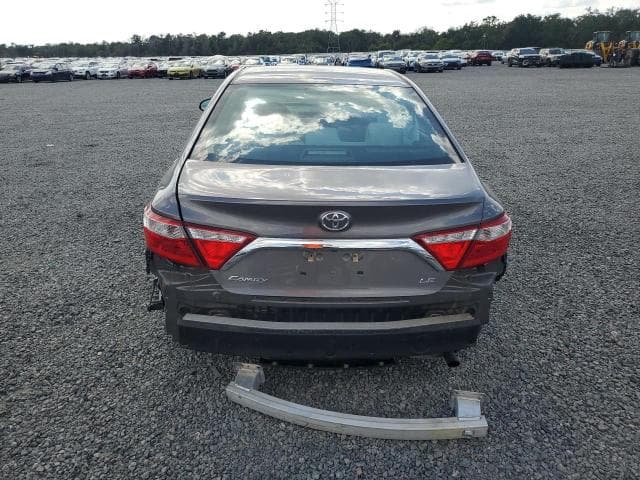 2017 TOYOTA CAMRY LE 6
