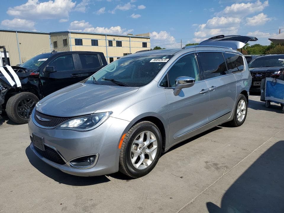 2020 CHRYSLER PACIFICA LIMITED - 1