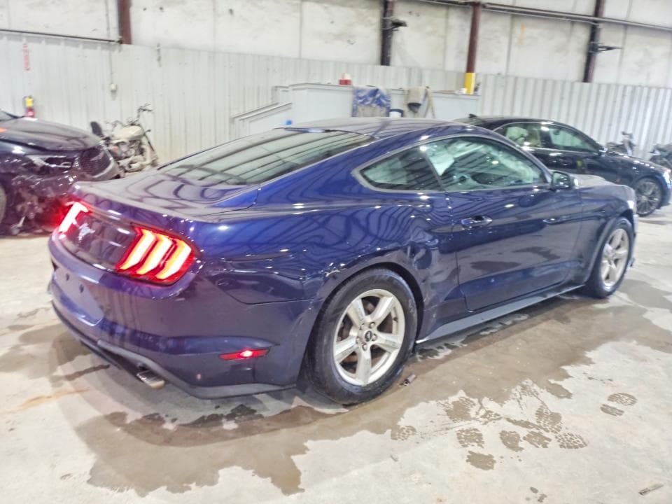 2018 FORD MUSTANG 3