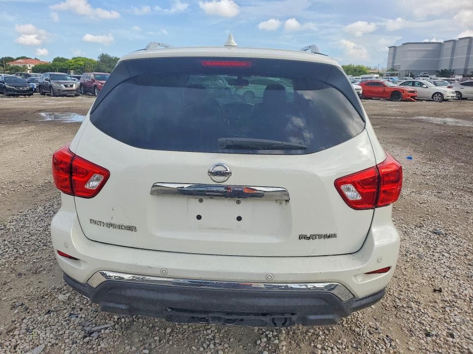 2019 NISSAN PATHFINDER PLATINUM 6
