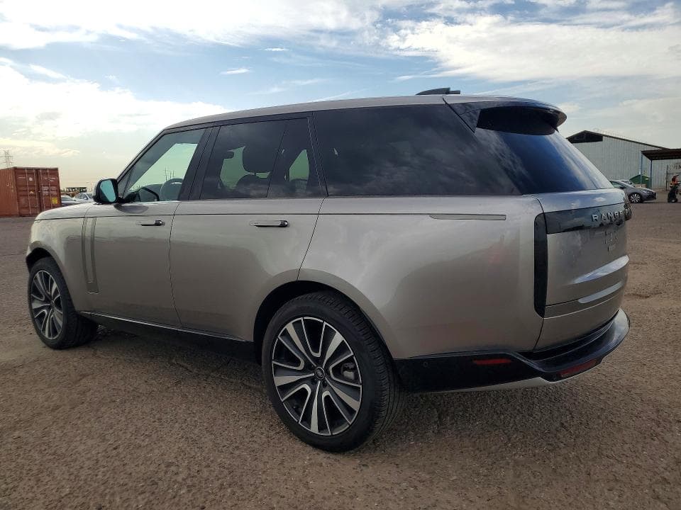 2025 LAND ROVER RANGE ROVER SE 2