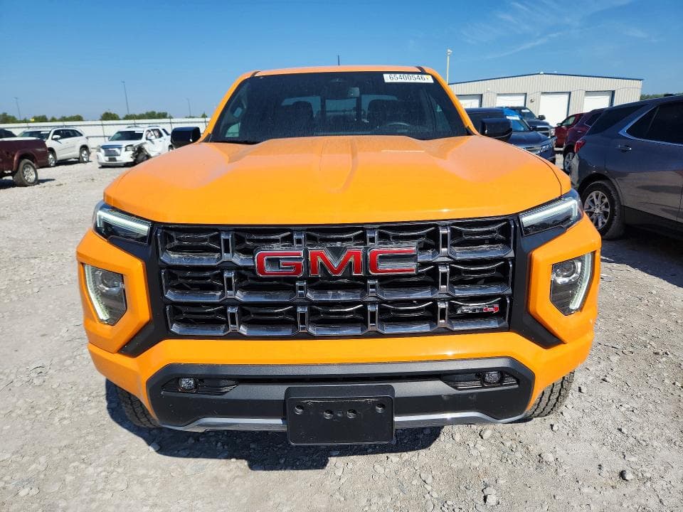 2025 GMC CANYON AT4 5