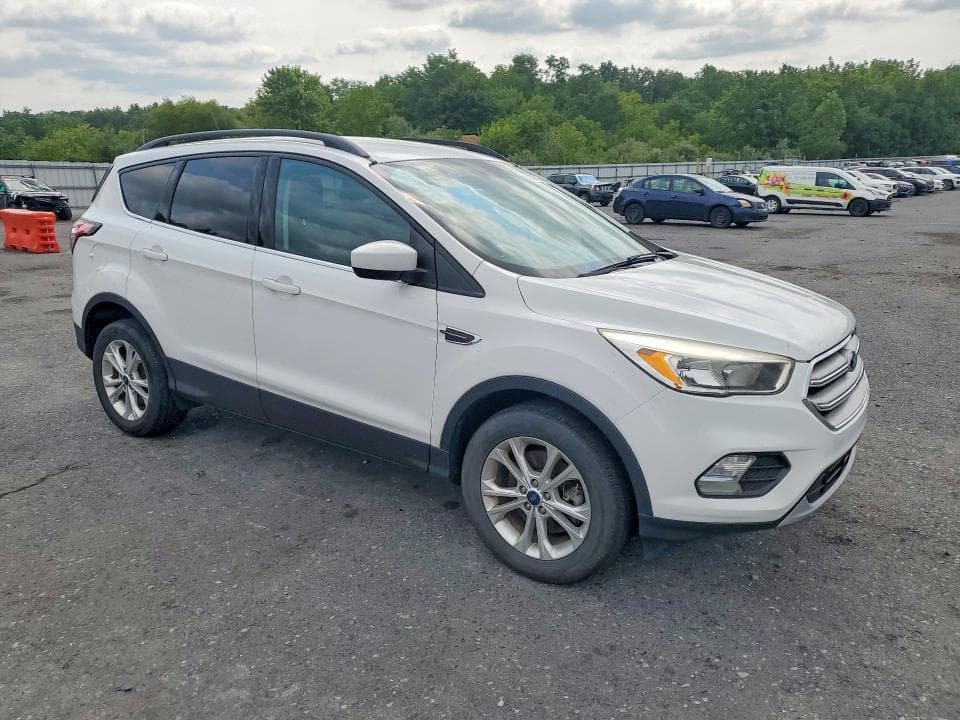 2018 FORD ESCAPE SE 4