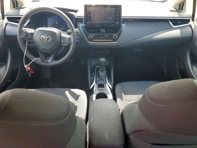 2021 TOYOTA COROLLA LE 8