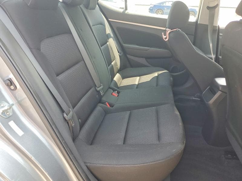 2018 HYUNDAI ELANTRA SEL 10