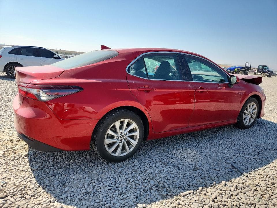 2024 TOYOTA CAMRY LE 3