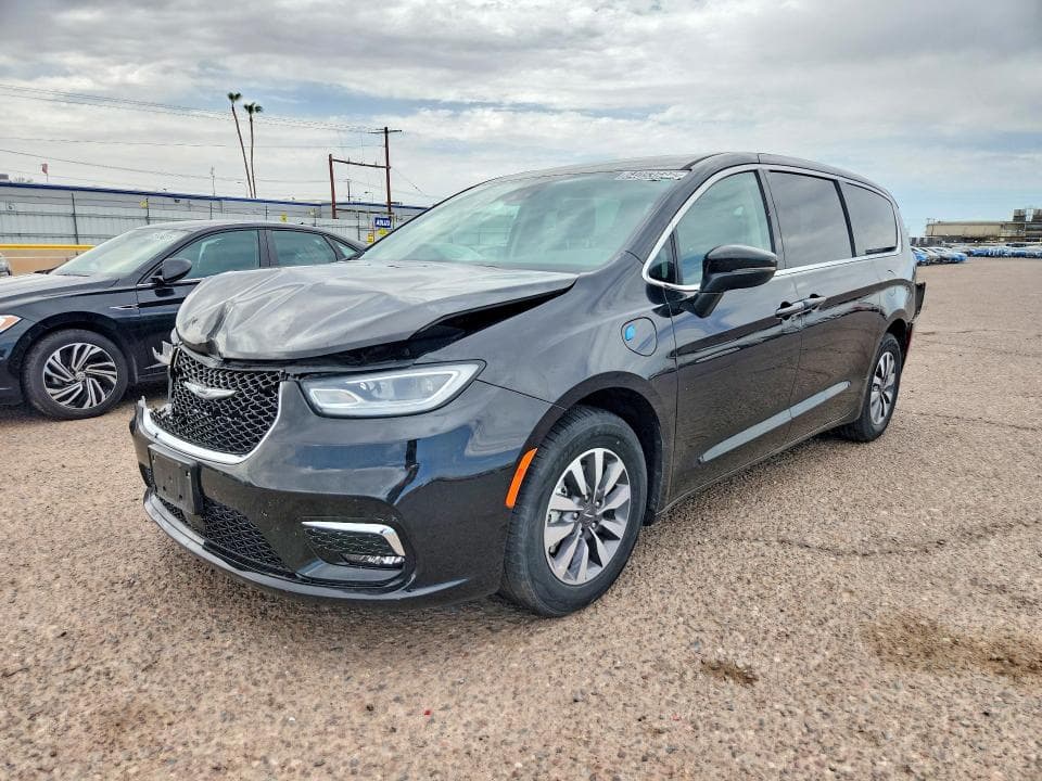 2023 CHRYSLER PACIFICA HYBRID TOURING L - 1