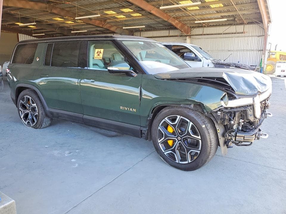 2023 RIVIAN R1S ADVENTURE 4