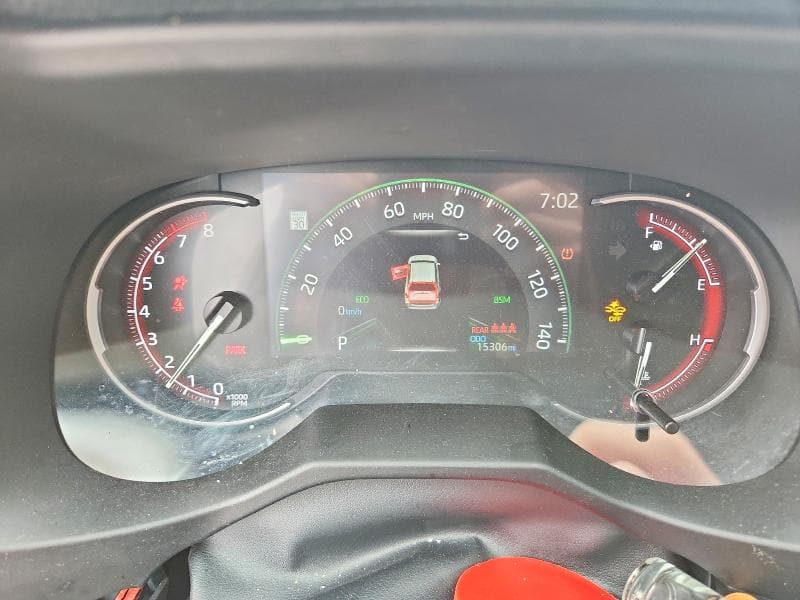 2025 TOYOTA RAV4 LE 9