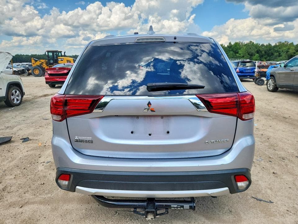 2017 MITSUBISHI OUTLANDER ES 6
