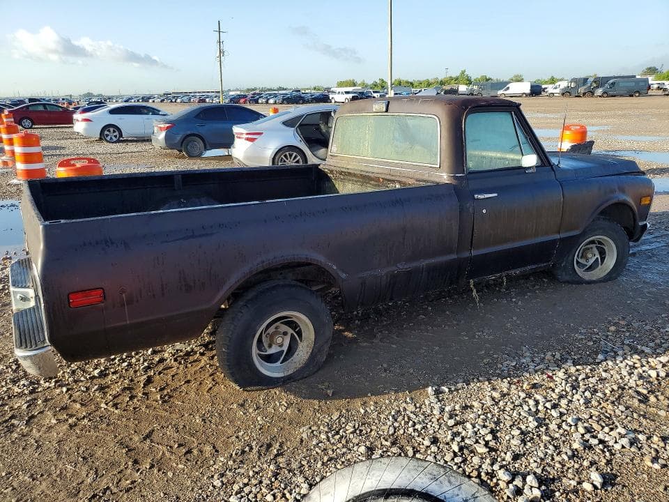 1981 GMC UK 3