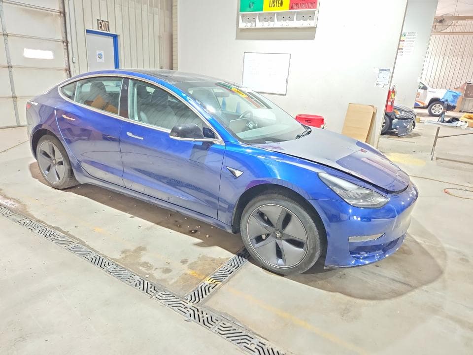 2020 TESLA MODEL 3 4