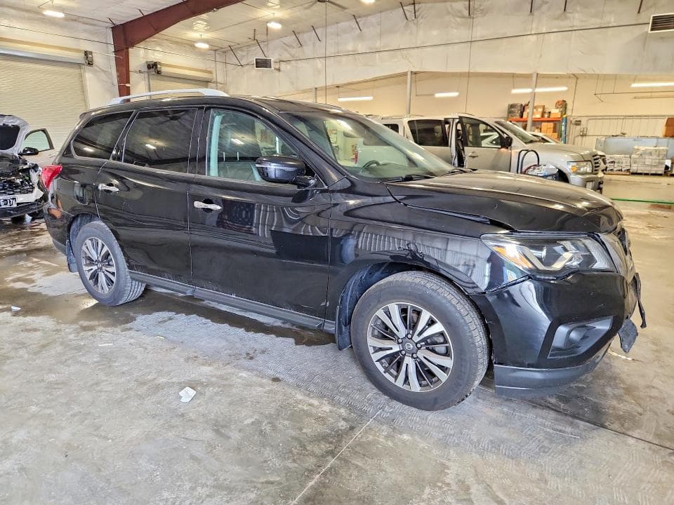 2017 NISSAN PATHFINDER SV 4
