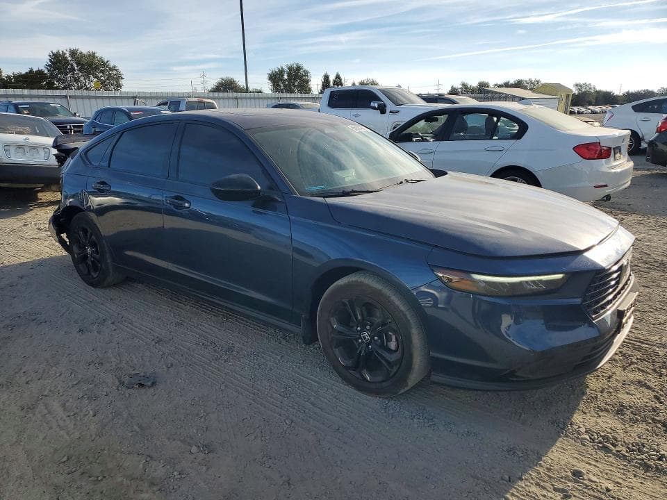 2025 HONDA ACCORD SE 4
