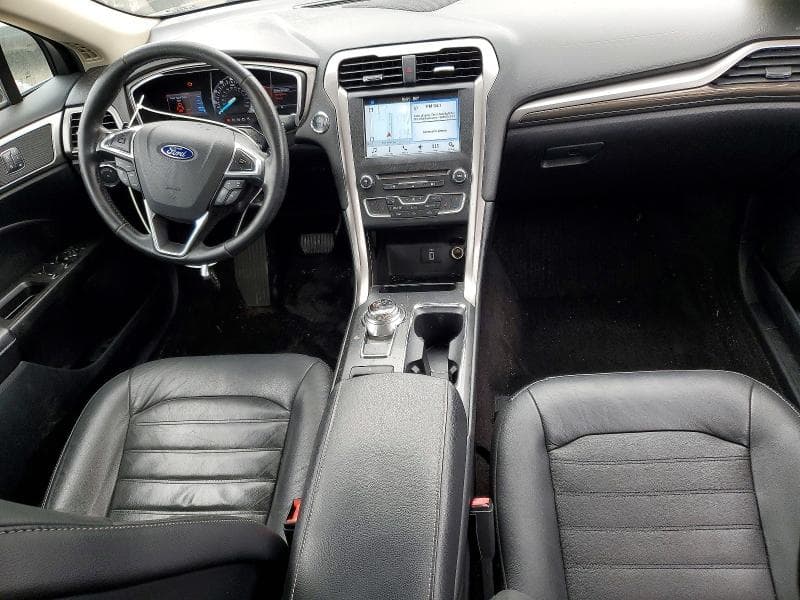 2017 FORD FUSION SE 8