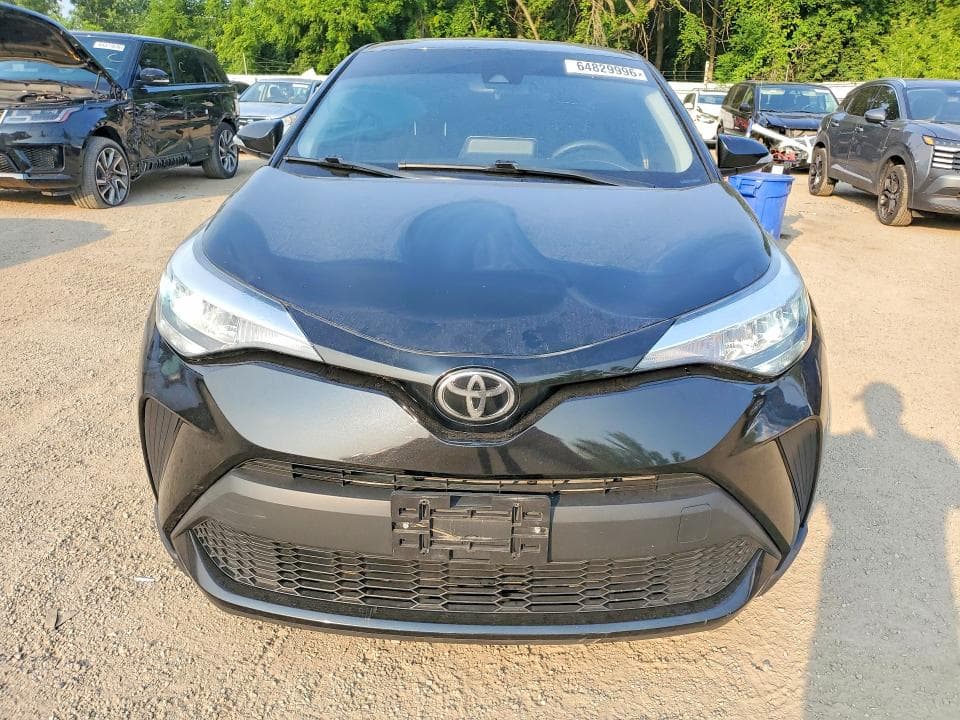 2021 TOYOTA C-HR LE 5