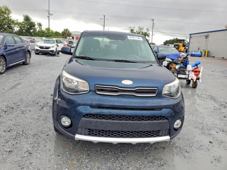 2017 KIA SOUL + 5