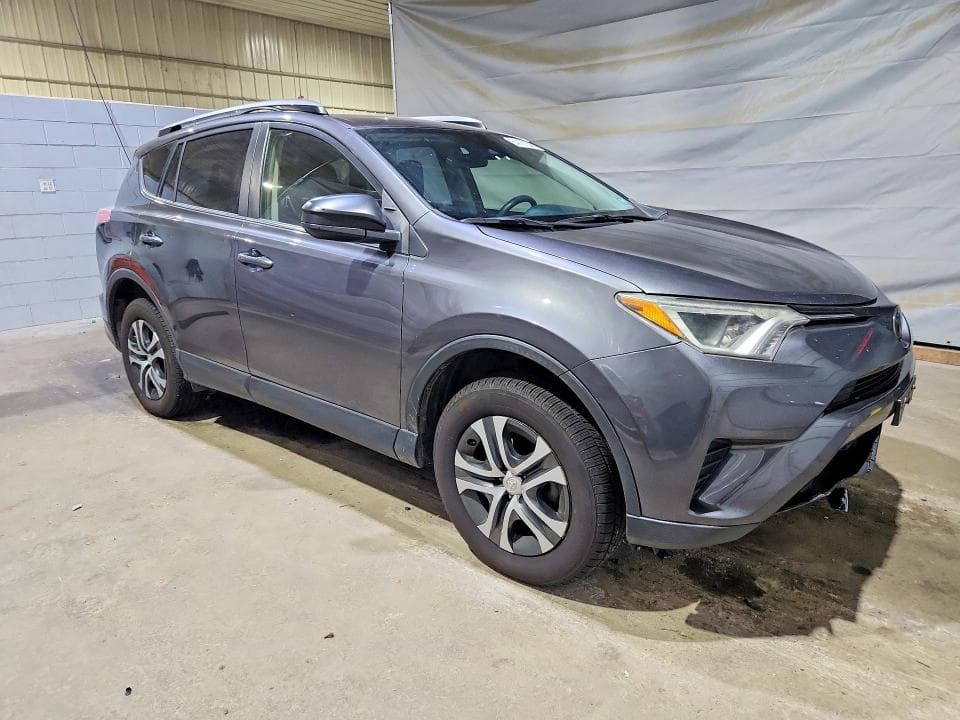 2018 TOYOTA RAV4 LE 4