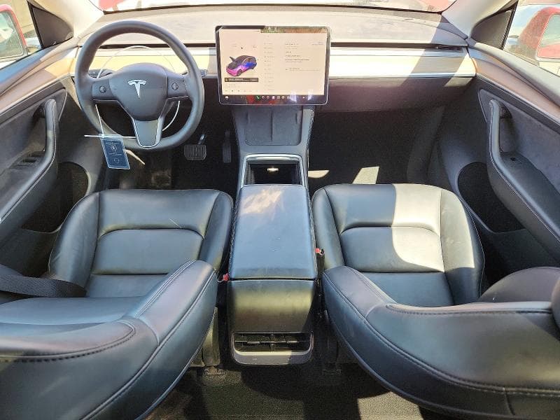 2024 TESLA MODEL Y 8