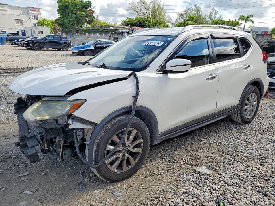 2019 NISSAN ROGUE SV