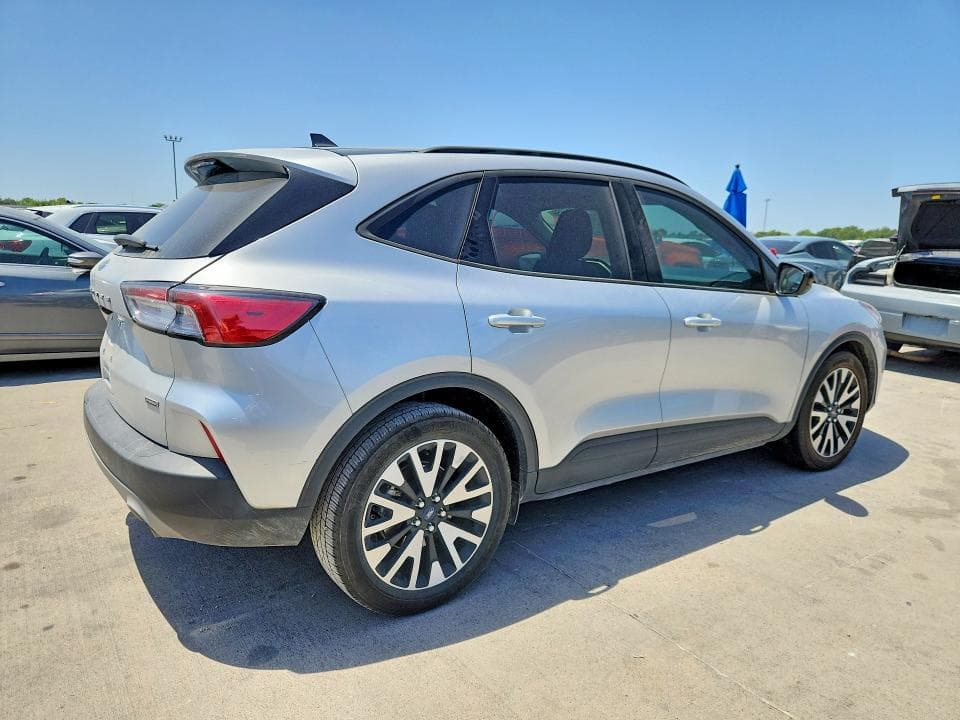 2020 FORD ESCAPE SE SPORT 3