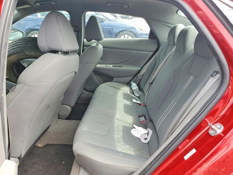 2023 HYUNDAI ELANTRA SEL 10