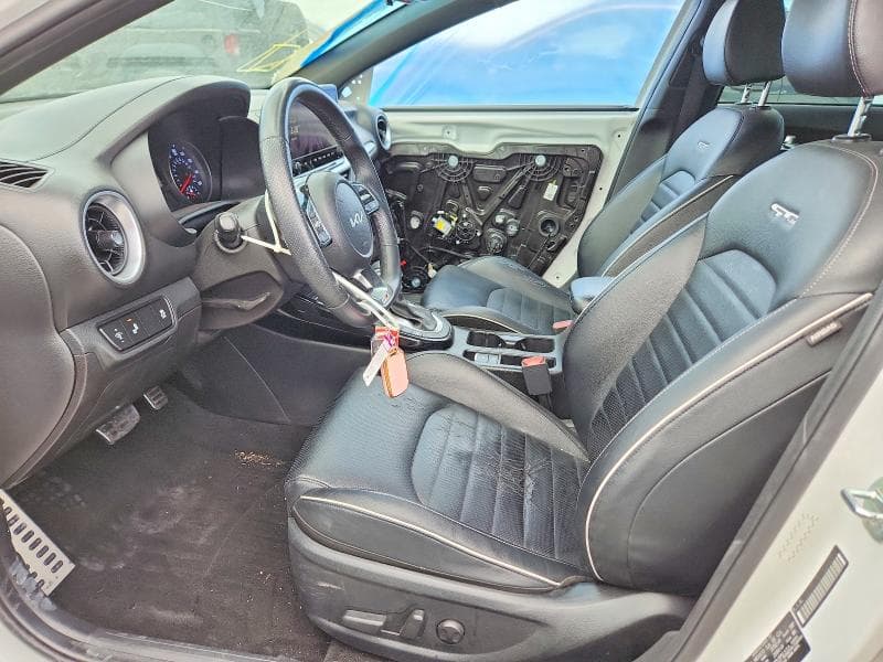 2023 KIA FORTE GT LINE 7