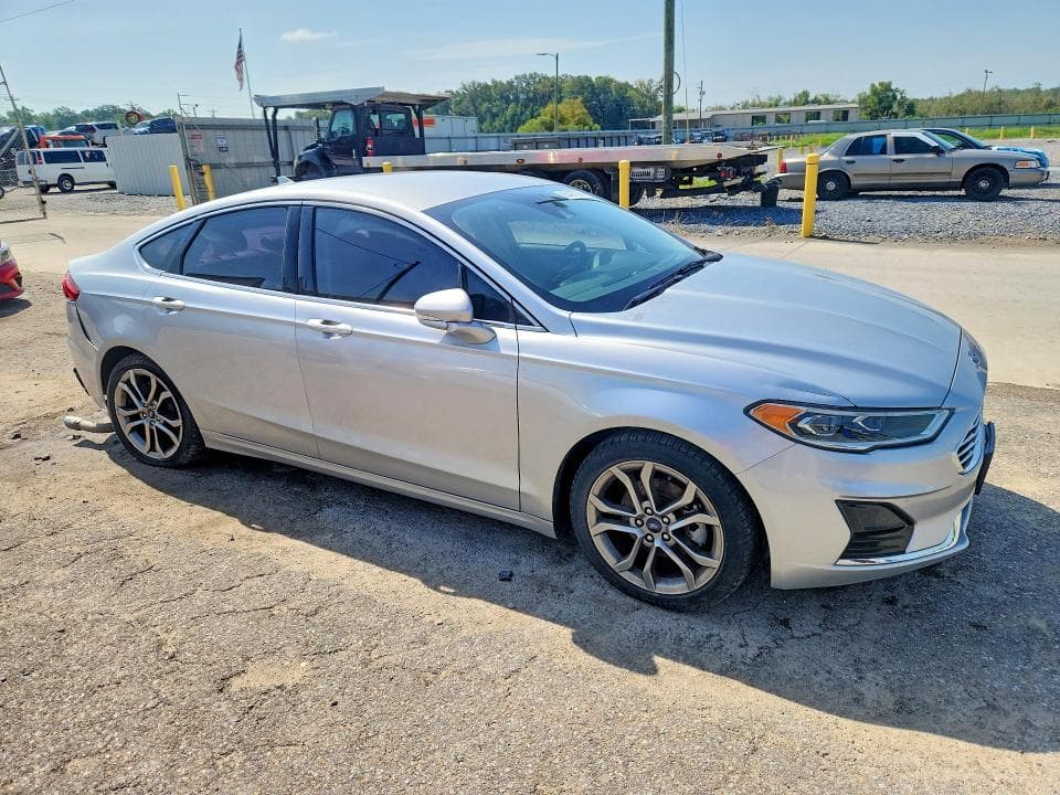 2019 FORD FUSION SEL 4