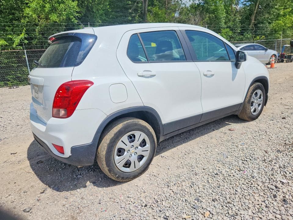 2017 CHEVROLET TRAX LS 3