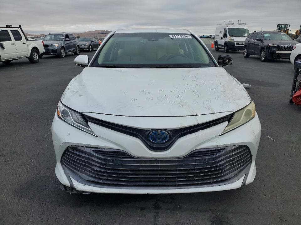 2018 TOYOTA CAMRY HYBRID XLE 5