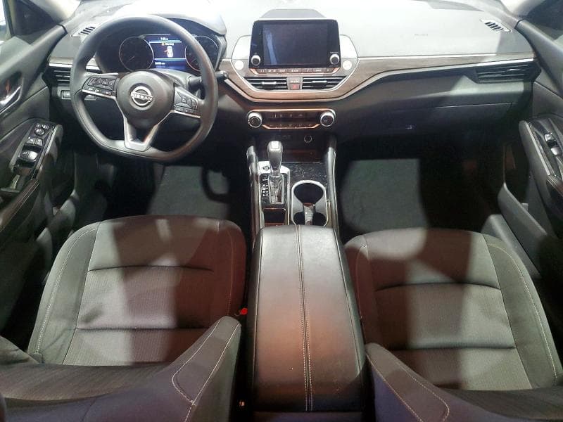 2023 NISSAN ALTIMA SV 8
