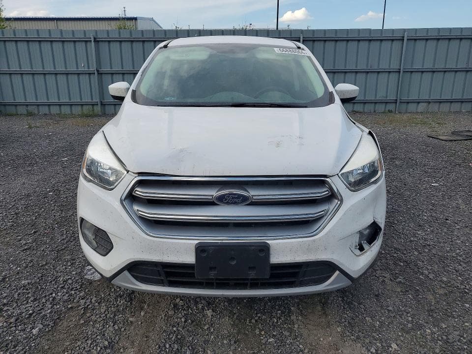 2017 FORD ESCAPE SE 5