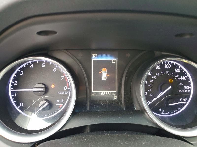 2018 TOYOTA CAMRY LE 9