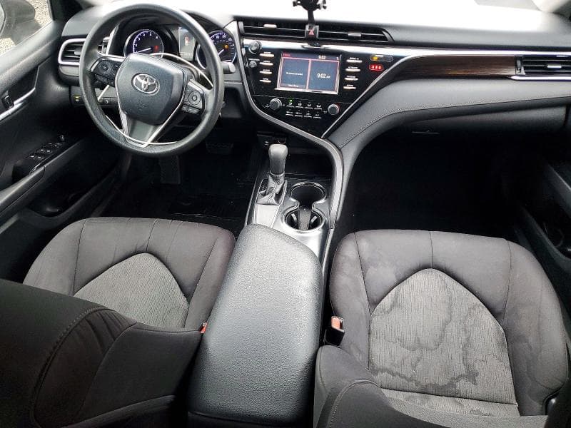 2018 TOYOTA CAMRY LE 8