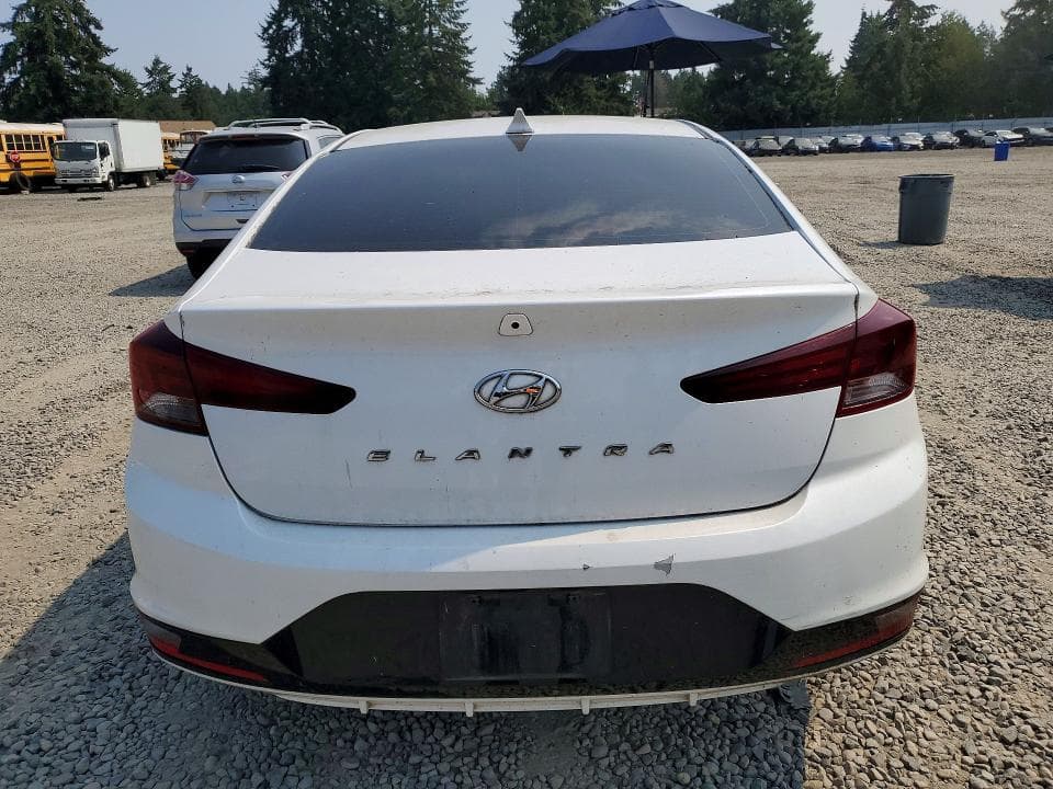 2020 HYUNDAI ELANTRA SEL 6