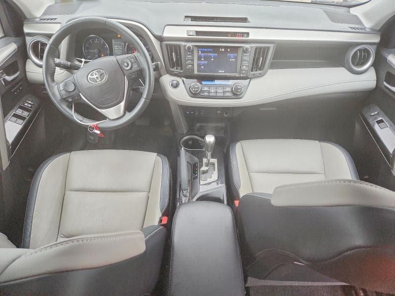 2017 TOYOTA RAV4 LIMITED 8