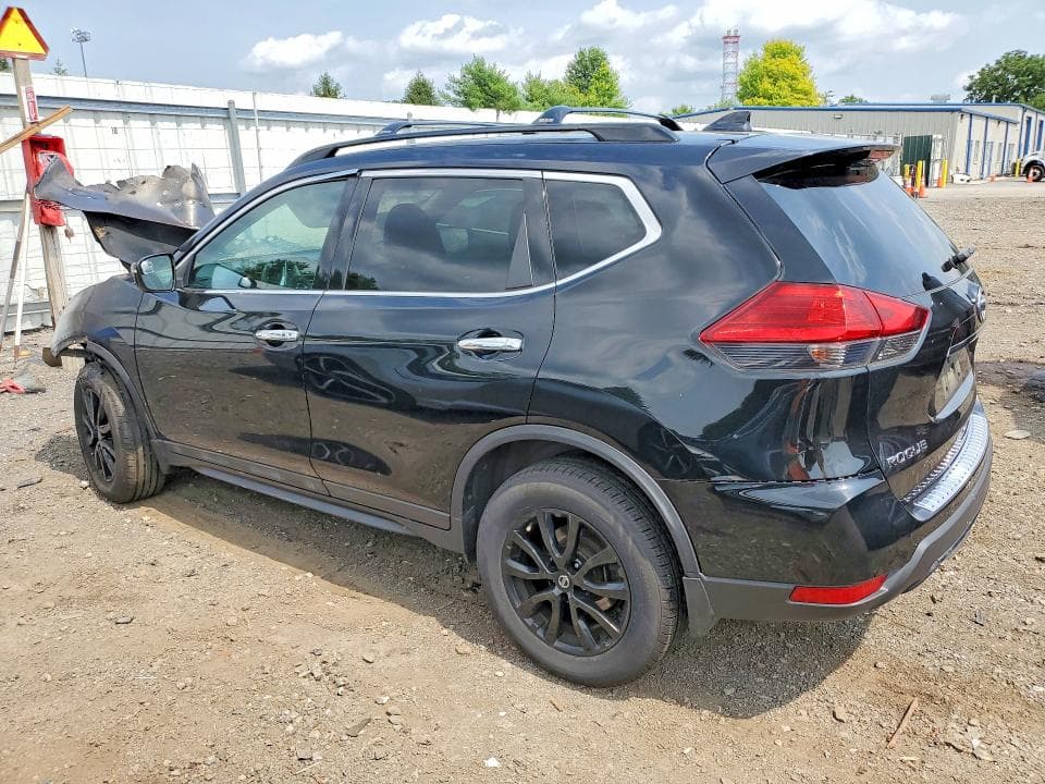 2017 NISSAN ROGUE SV 2