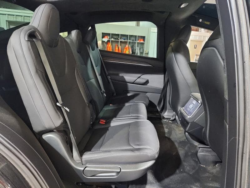 2024 TESLA MODEL X 10