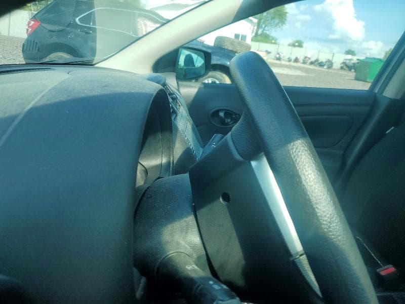2019 NISSAN VERSA S PLUS 9