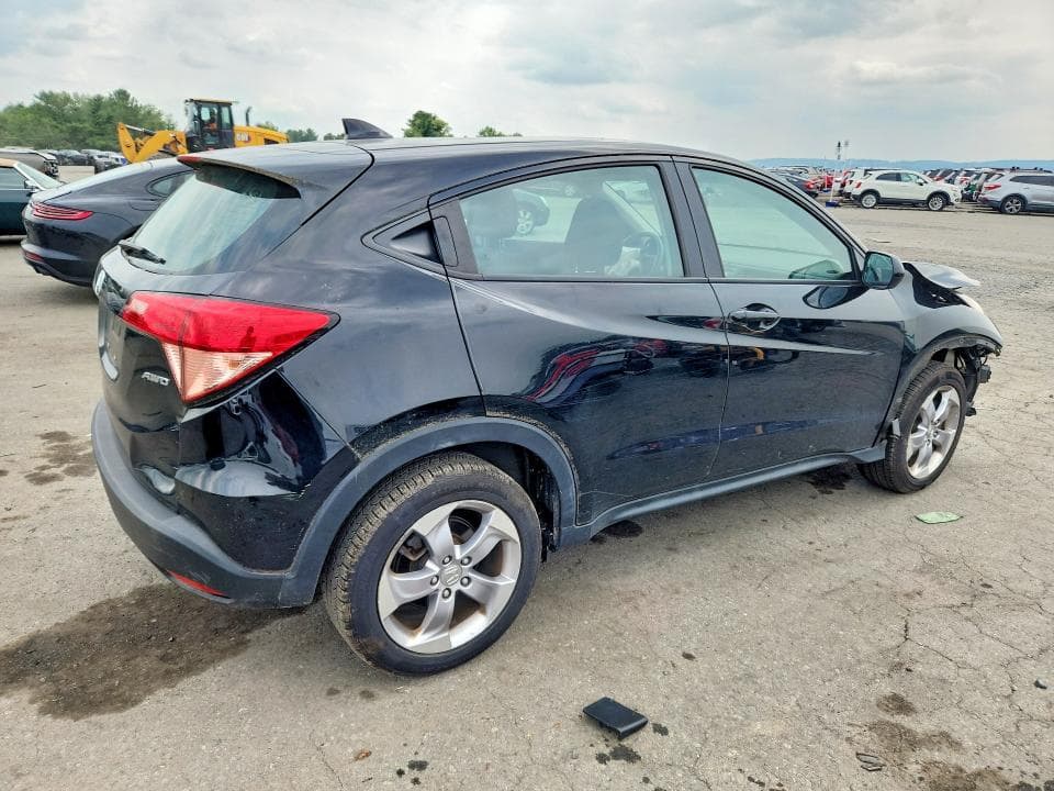 2018 HONDA HR-V LX 3