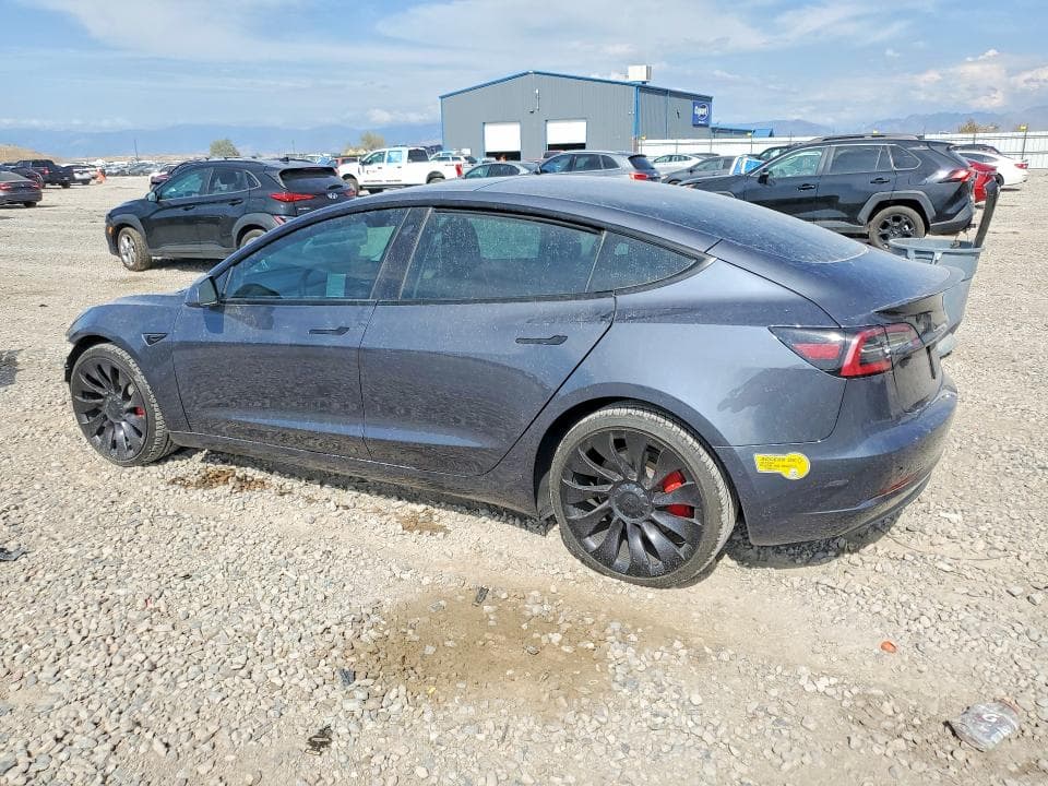 2022 TESLA MODEL 3 2