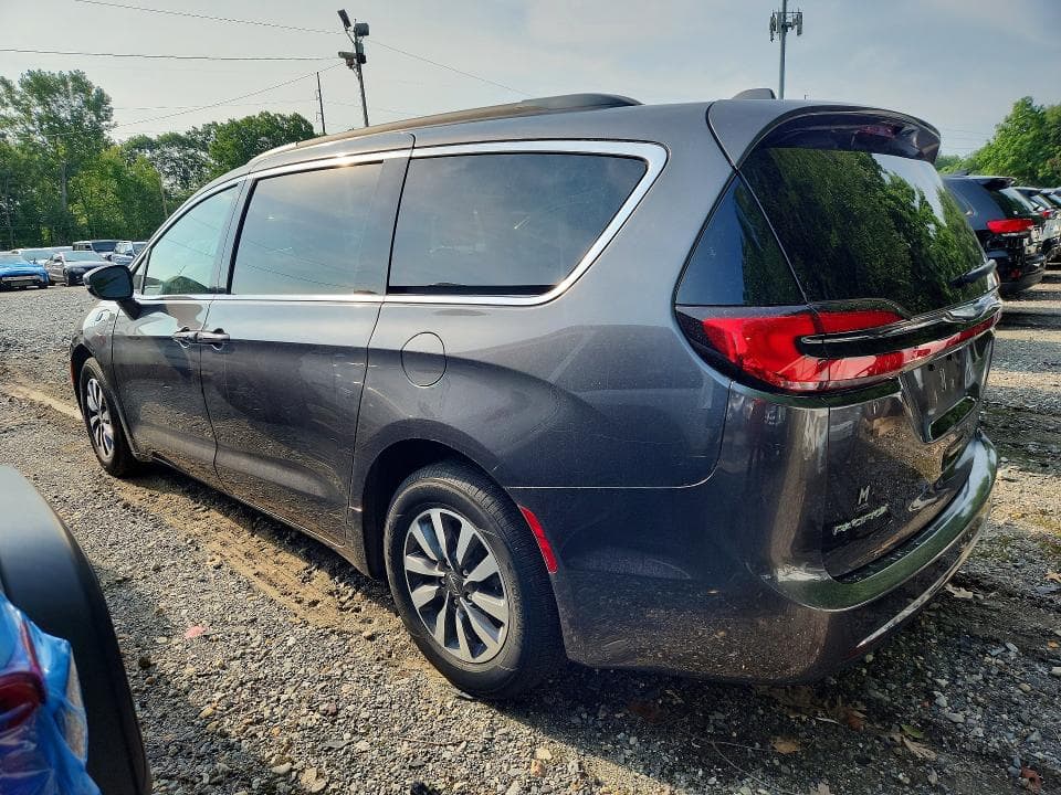2021 CHRYSLER PACIFICA HYBRID TOURING 2