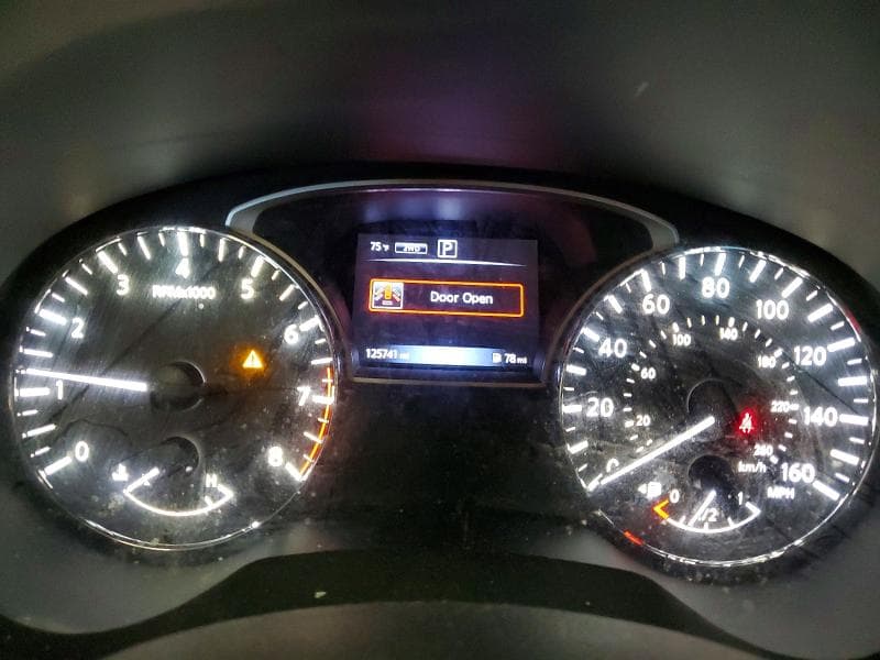 2018 NISSAN PATHFINDER S 9
