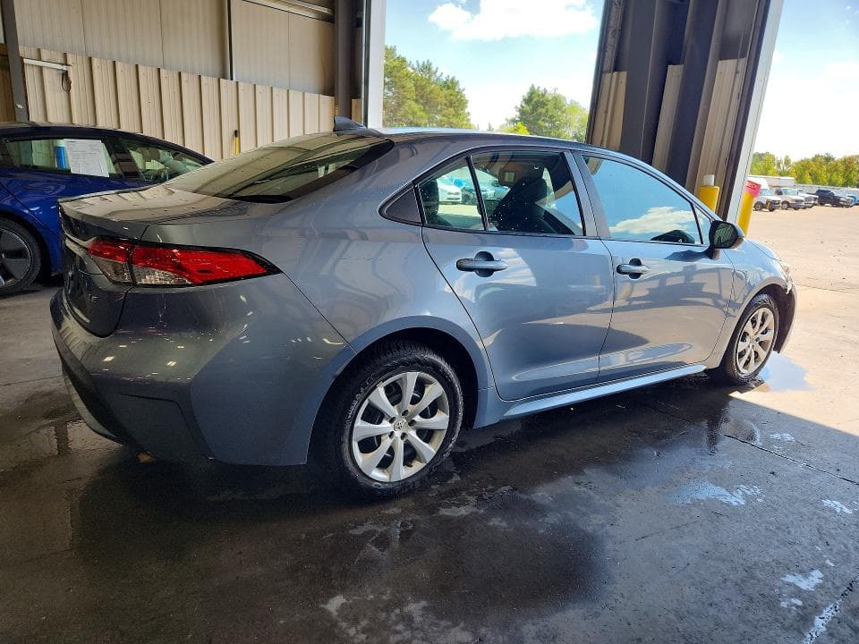 2020 TOYOTA COROLLA LE 3