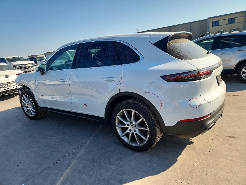 2019 PORSCHE CAYENNE 2