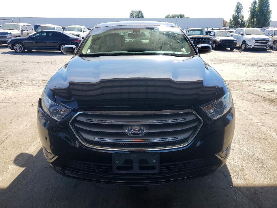 2017 FORD TAURUS SEL 5