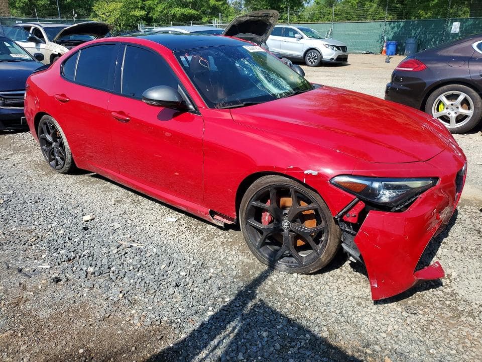 2019 ALFA ROMEO GIULIA TI 4
