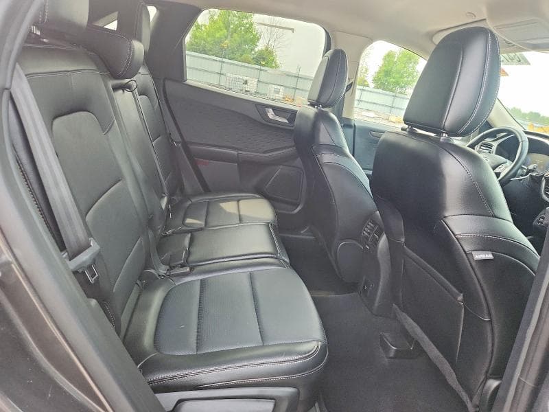 2020 FORD ESCAPE TITANIUM 10