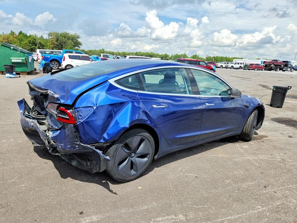 2018 TESLA MODEL 3 3