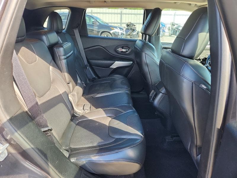 2018 JEEP CHEROKEE LATITUDE PLUS 11